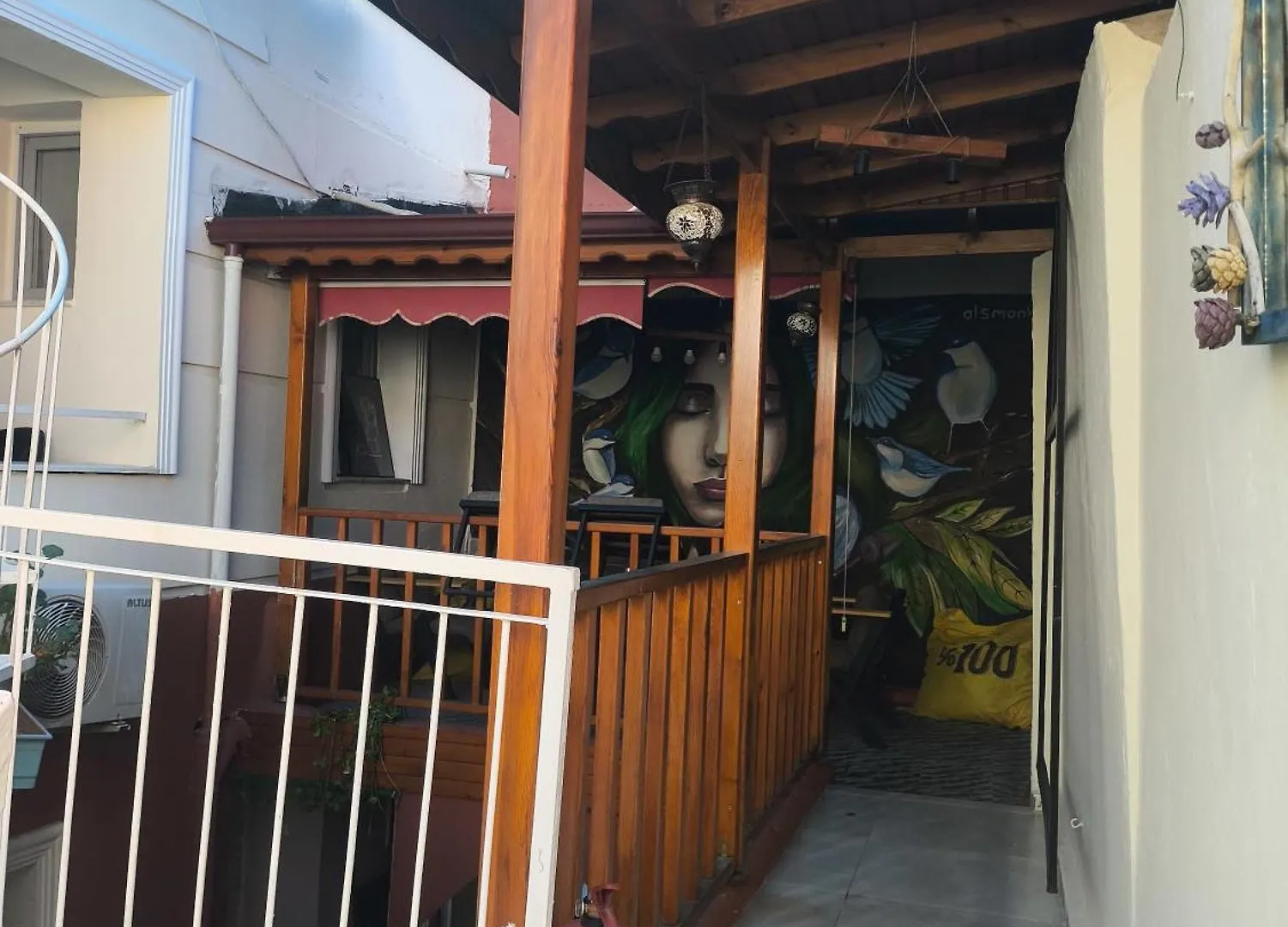 קוסדסי Lavinya Pension בית אירוח